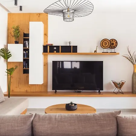Nagia Luxury Family Ανάληψη